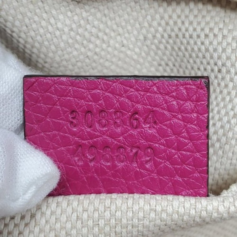 Auth Gucci Disco Camera Fuchsia Crossbody Bag - Picture 13 of 16